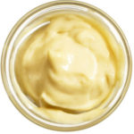 EMULSIFYSlowly pour oil through the lid into a steady mix for easy emulsifications.